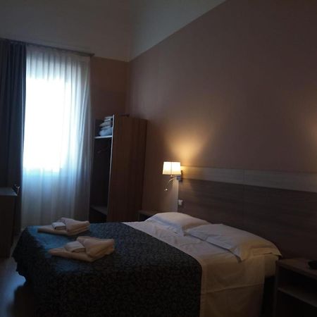 Hhb Hotel Florence Extérieur photo