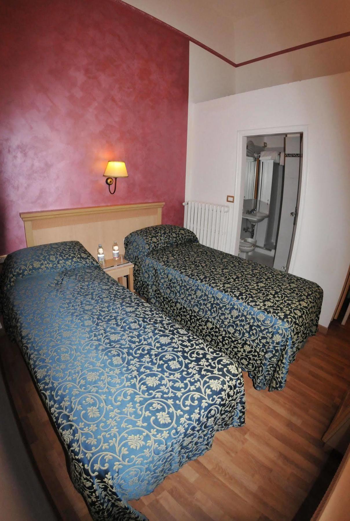 Hhb Hotel Florence Extérieur photo
