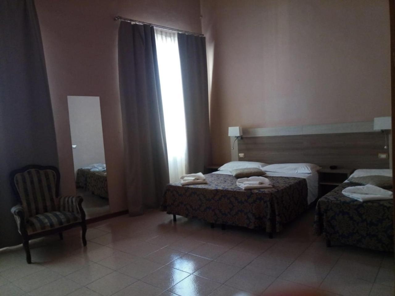 Hhb Hotel Florence Extérieur photo
